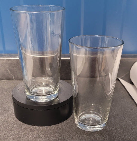 Pint glasses set of 2