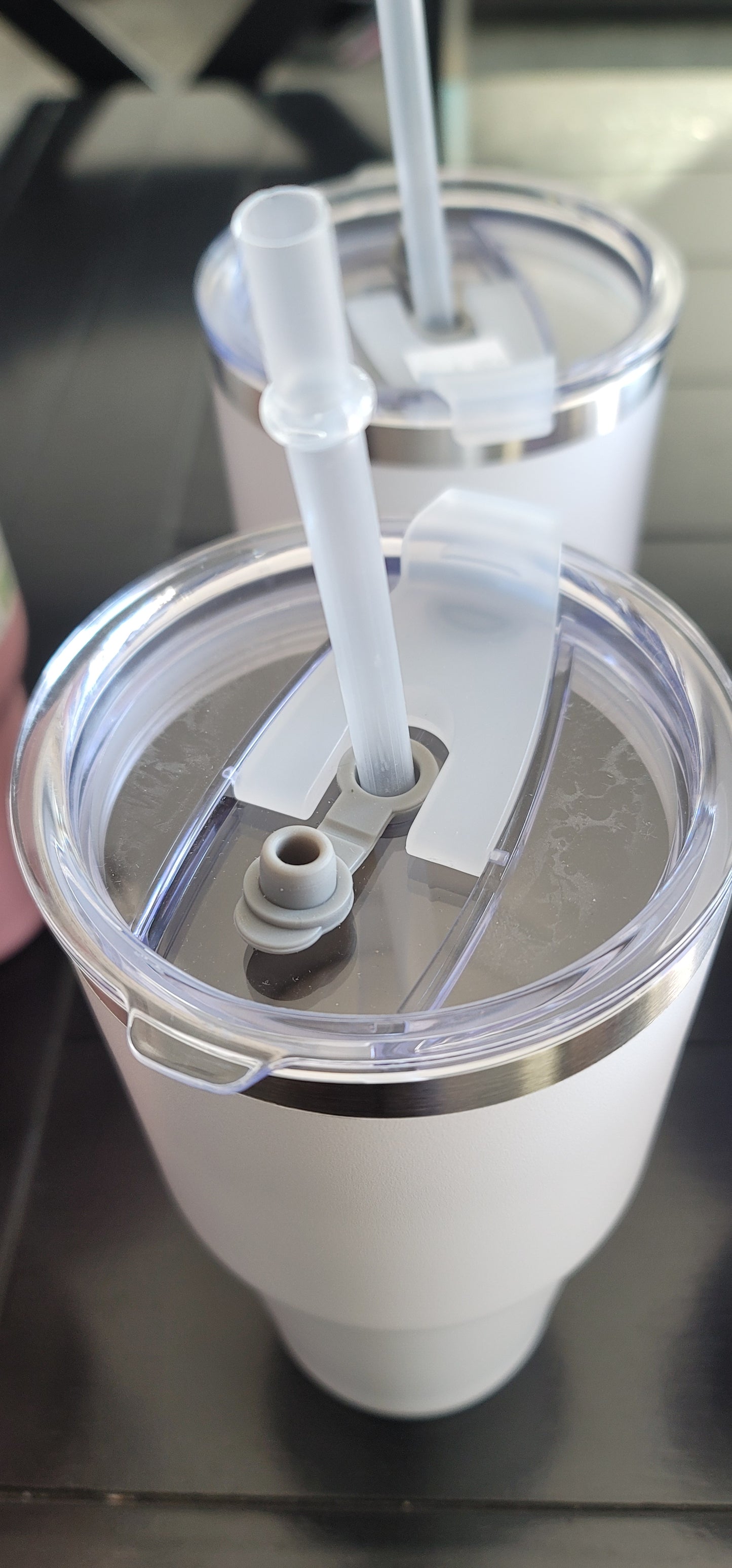 30 oz tumbler with straw white