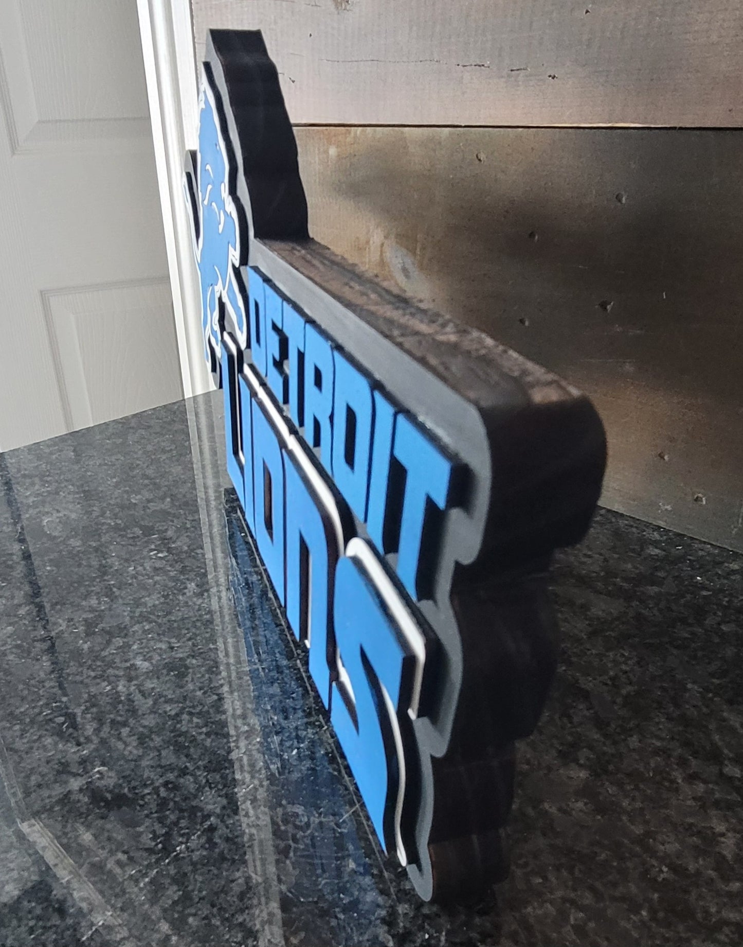 Detroit Lions Wooden Sign – NFL Fan Home Decor Gift