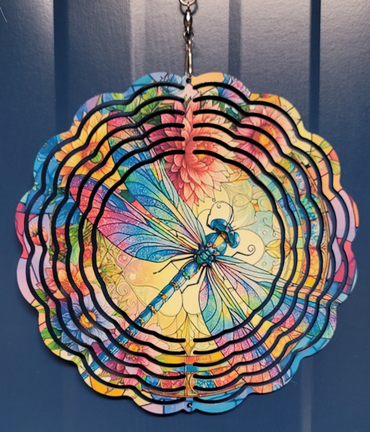 Bright dragonfly wind spinner