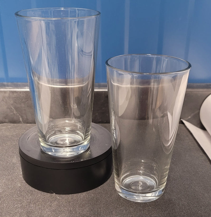 Pint glasses set of 2