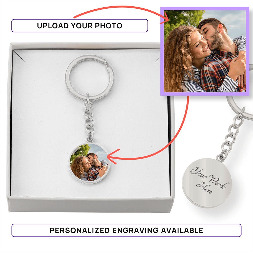 Personalized Circle Photo Keychain – Custom Engraved Silver or Gold Luxury Gift
